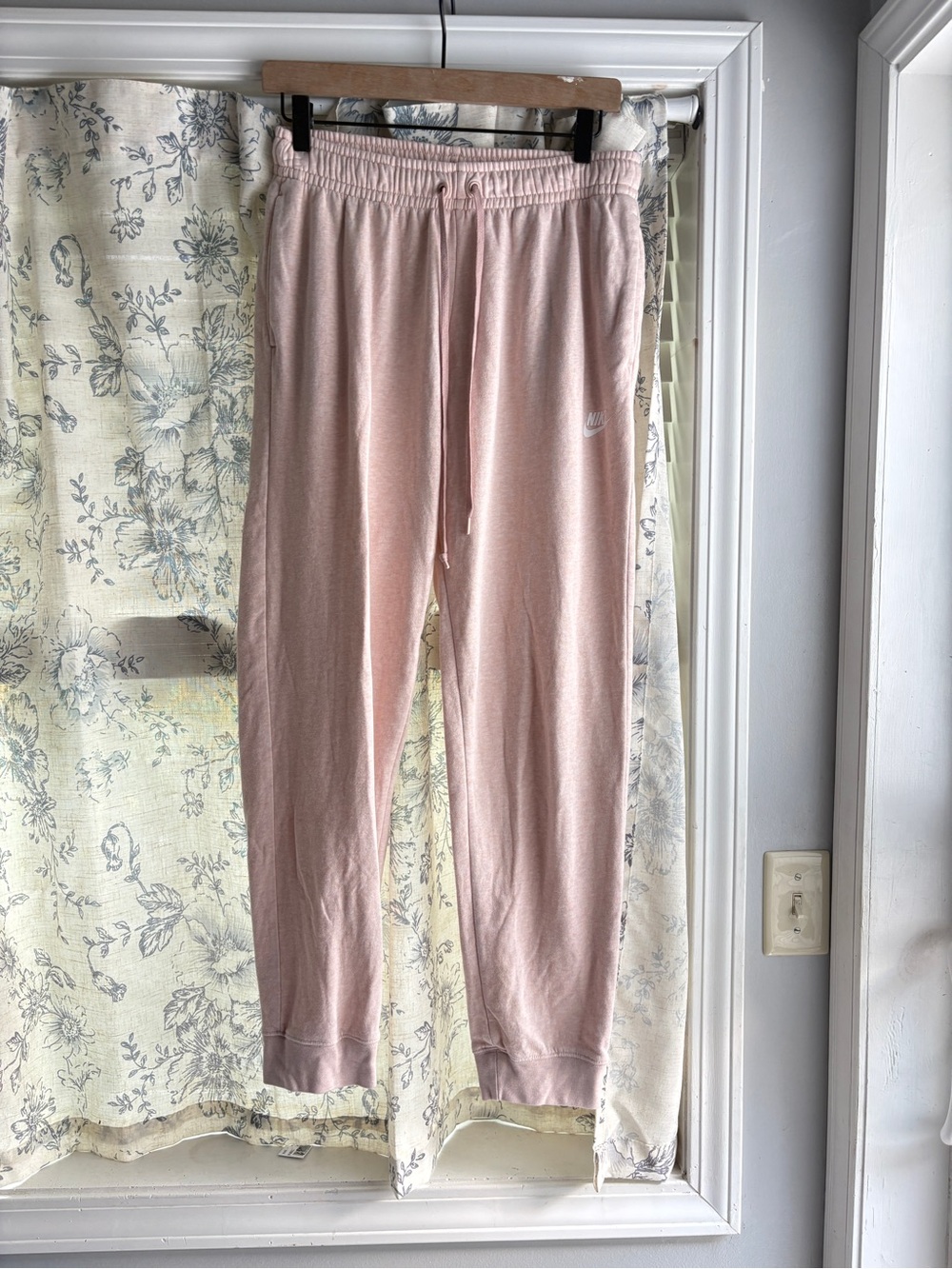Nike sportswear heathered pink fleece joggers